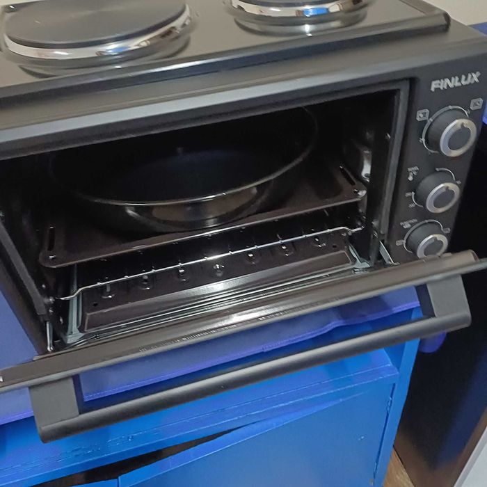 Дава се под наем Едностаен апартамент в София, Център - 15 кв.м за 199.41 € - Снимка #2