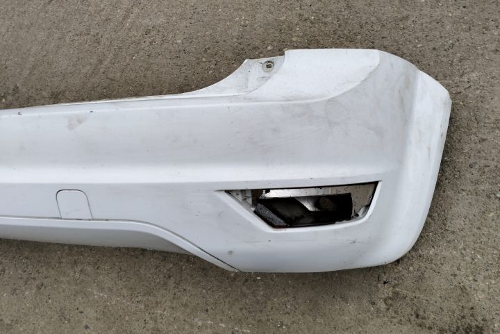 Bara spate hatchback Ford Focus a 2-a generatie
