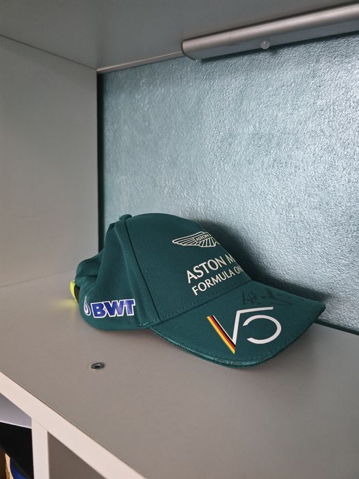 Sapca F1 Aston Martin Semnata