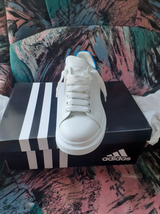 Adidaşi Alexander mcqueen