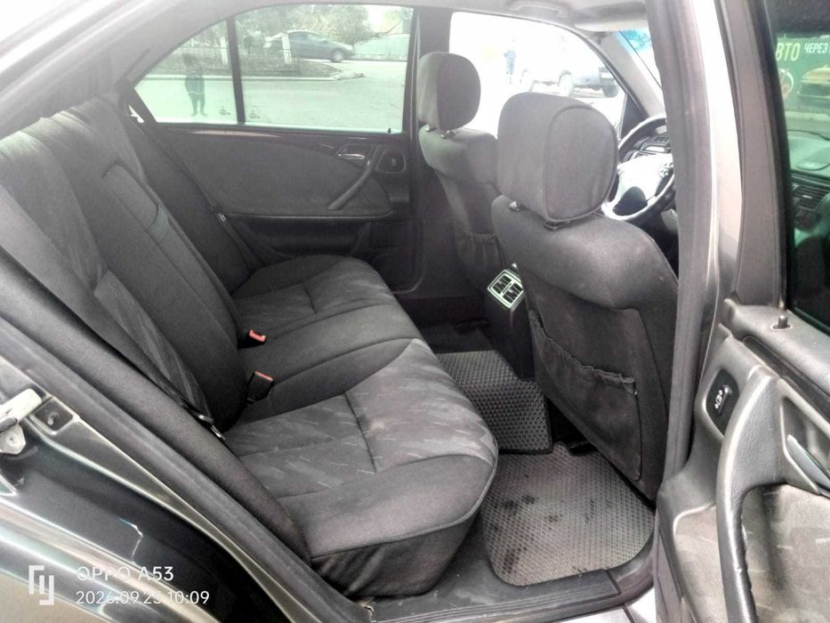 Продам автомобиль MERCEDES BENZ 210