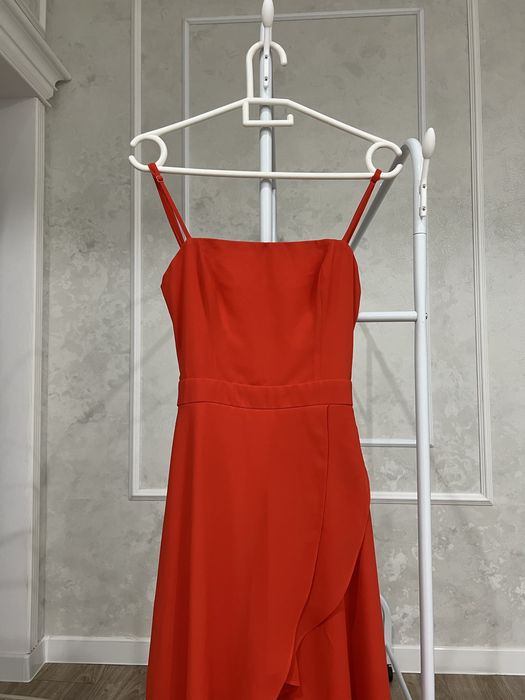 Красивое платье от MISC