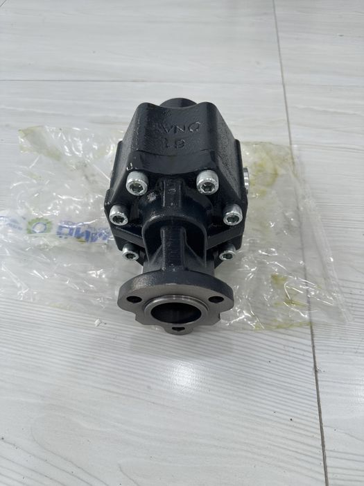 Насос гидравлический (енша) Исузу