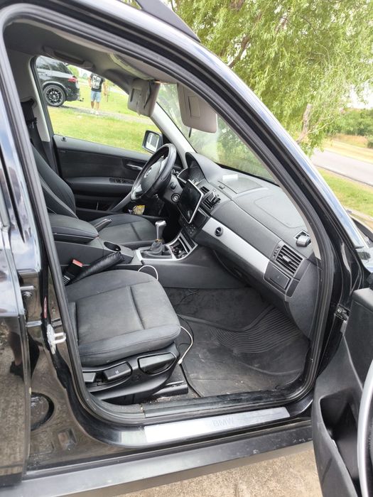 Vând BMW e83 3.0d