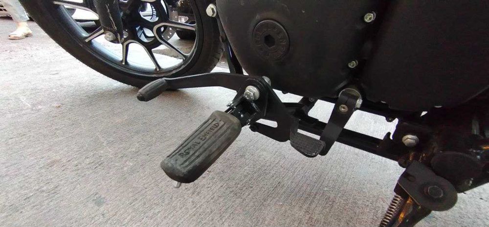 продаётся красный ROYAL ENFIELD METEOR 350