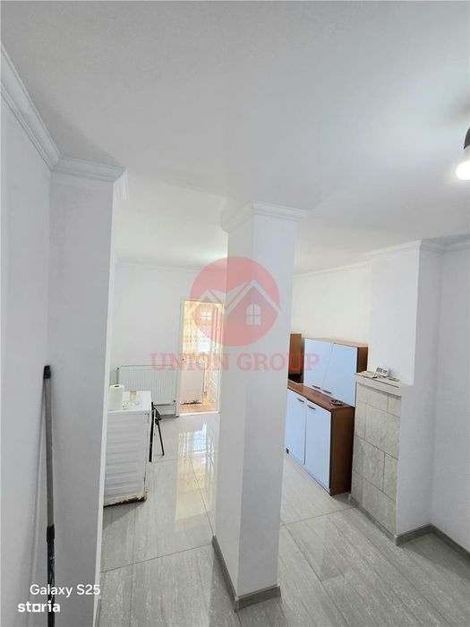 Apartament 2 Camere, Decomandat, Navodari