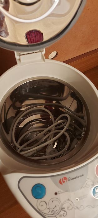 Срочно продам термопот новый