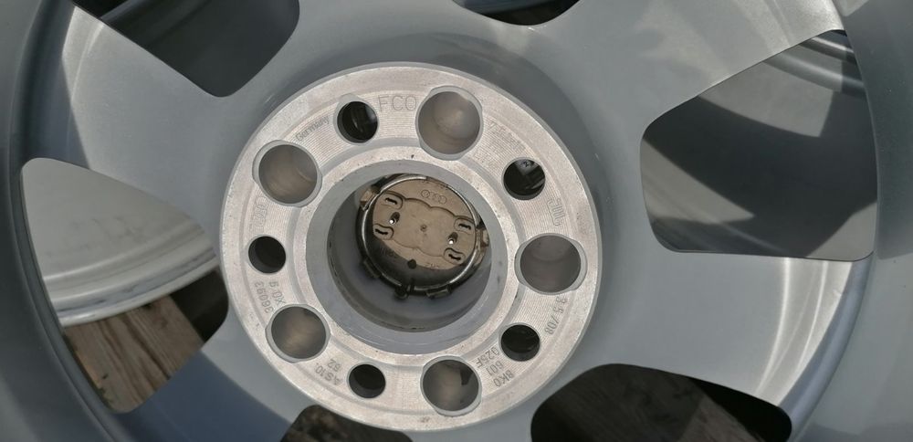 16 цола 5 х 112 мм АУДИ / Фолксваген - 7,5 Инча / ЕТ 45 - КАТО НОВИ