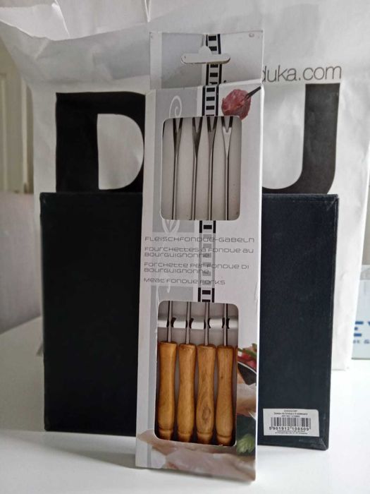 Продавам 4 шиша за Фондю  DUKA