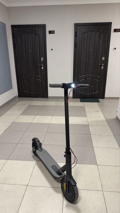 электоро самакат Xiaomi m365