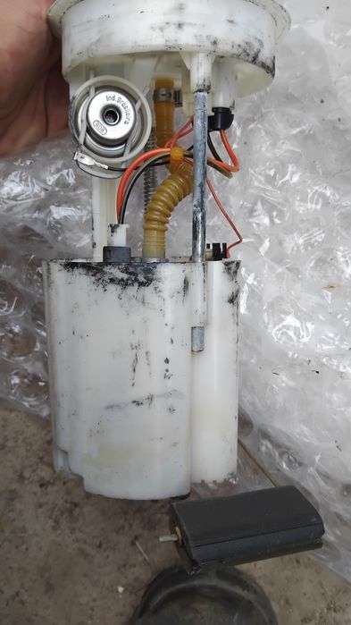 BOSCH Горивна Помпа VW FOX