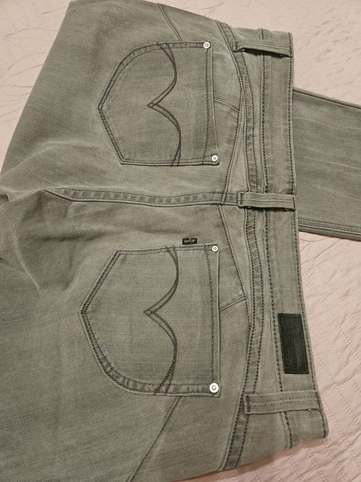 Джинсы оригинал серые