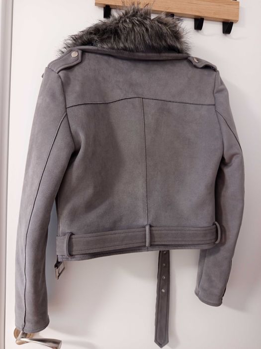 Дамско яке с пух