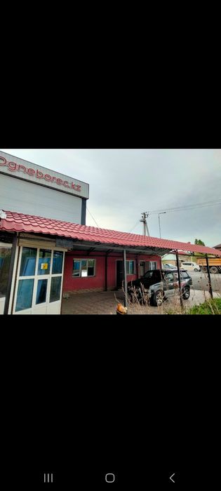 Навес готовый в отличном состояний