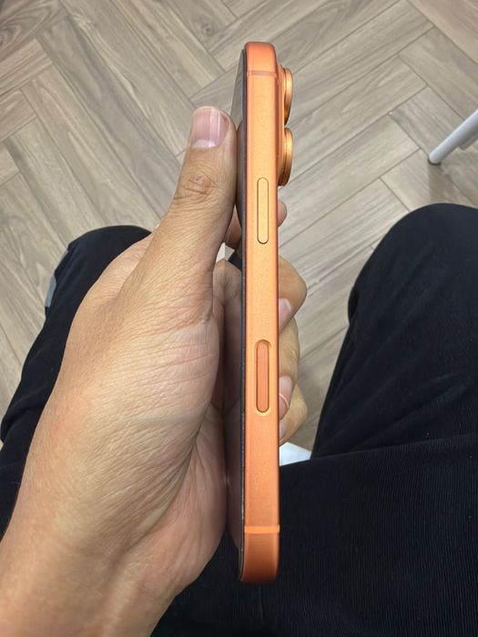 Iphone 17 pro orange,256