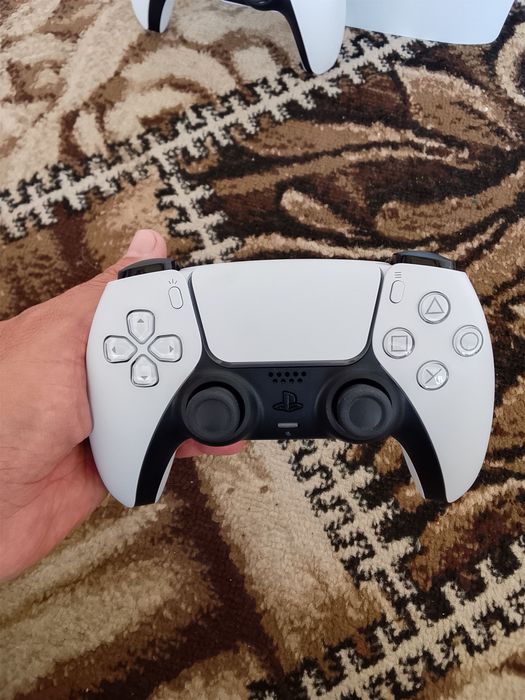 Срочно ideal Play Station Slim 5 Disc, 2 original joystik, Top 5 o'yin