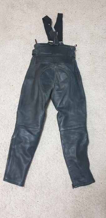 pantaloni piele moto