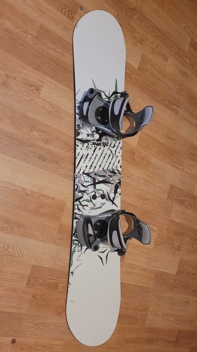 Placa snowboard Atomic 153 cu legături Limited For You