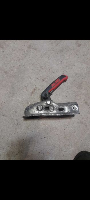 Продавам лапа за каравана