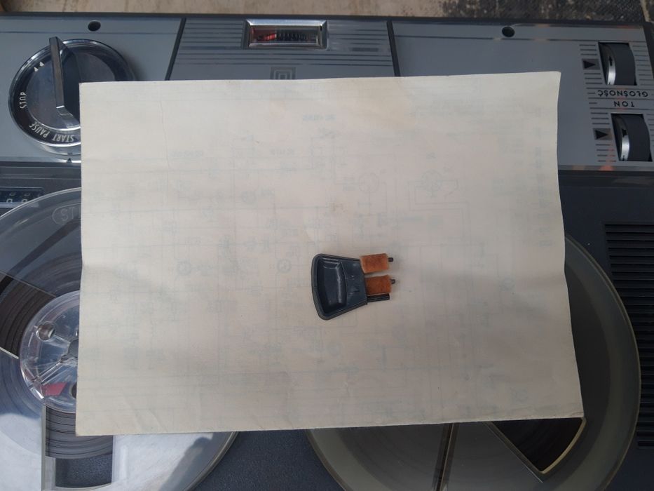 Магнетофон Унитра нов