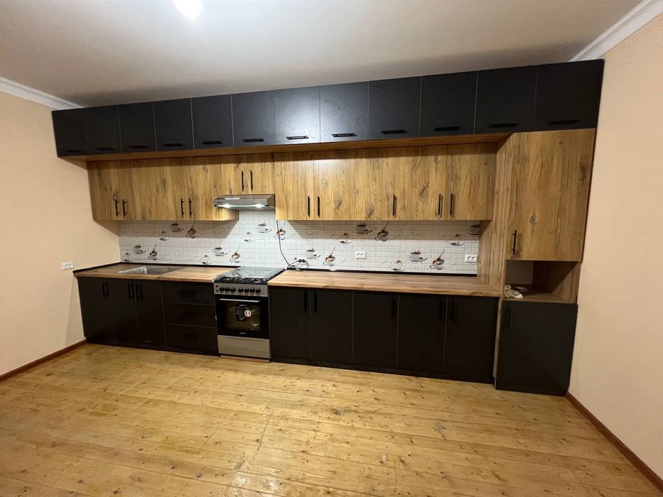 Мебель на заказ Кухонный гарнитур//