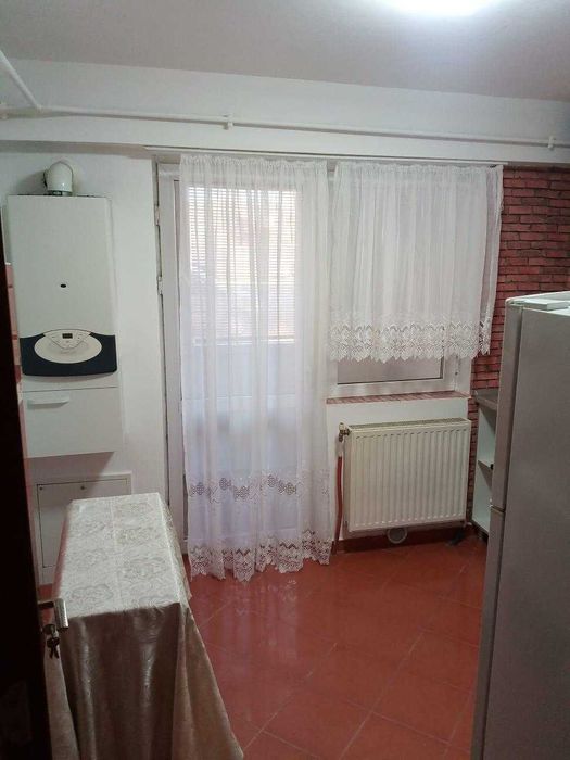 Inchiriez garsorniera 45m² Craiova