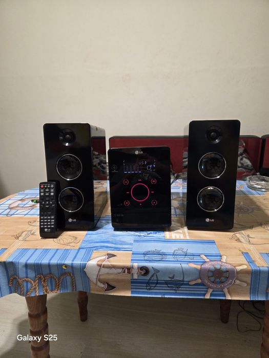 мошна аудио система LG
