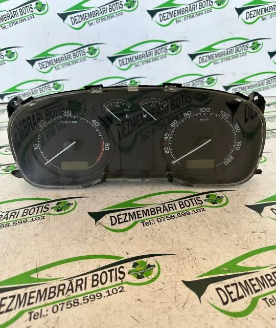 Ceasuri bord 1U0920811F / 1U0 920 811 F Skoda Octavia 2002