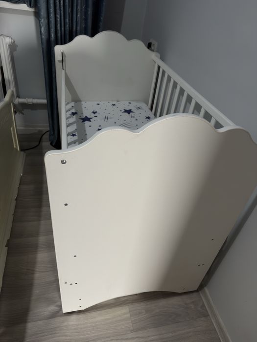 Продаётся детский манеж в отличном состоянии.