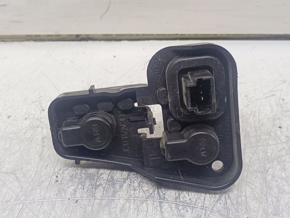Soclu stop Renault Fluence 1 (2009 - 2013)