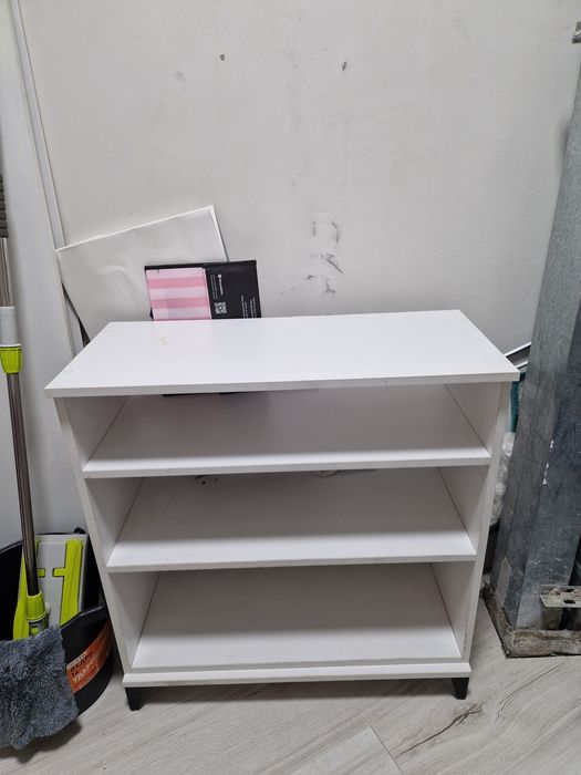 Абувница для каридора