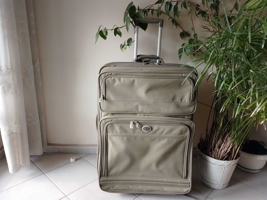 Куфар 2бр усилени колелца "AtLantic"  77/55/30см "25€"нов"!+Доставка!