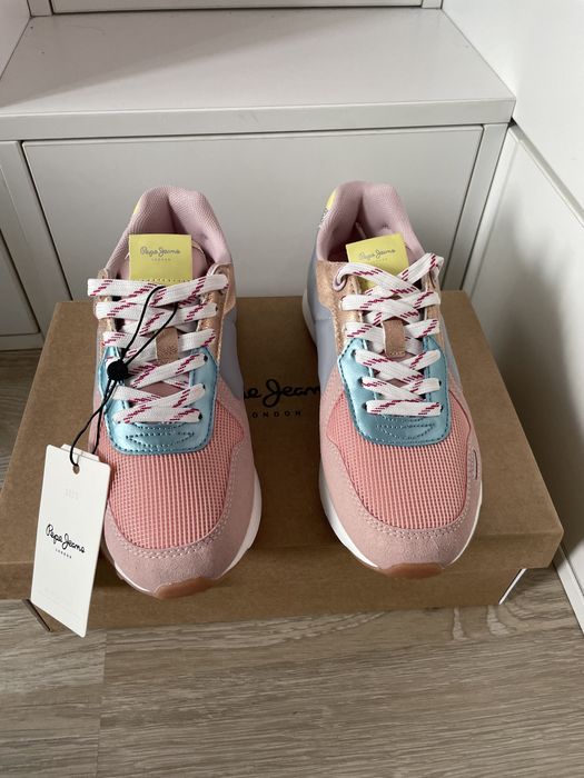 Нови маратонки Pepe Jeans 36н