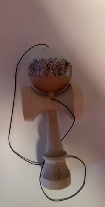 Kendama miguel .