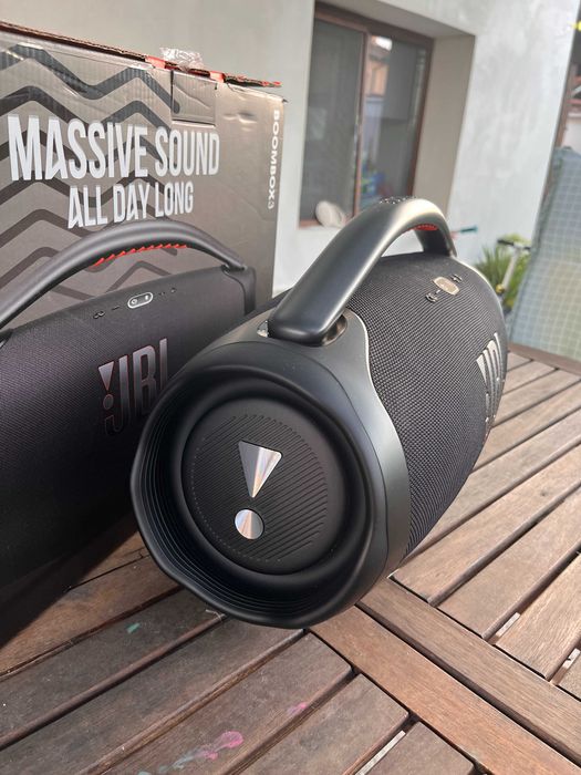 JBL Boombox 3 нова