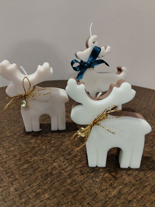 Фигурки от соев восък