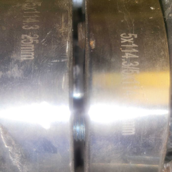 Дистанционни фланци 25мм 5 по 114,3 -67,1