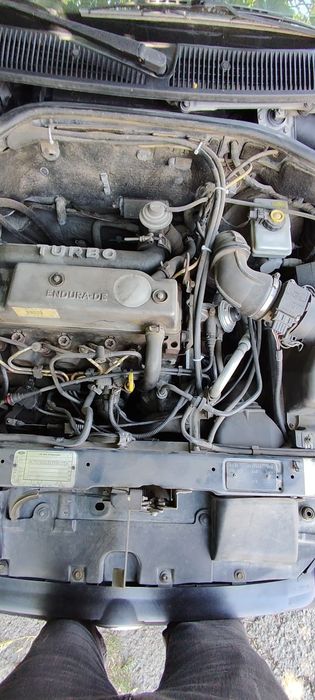 Форд Ескорт ПРОДАВАМ НА ЧАСТИ!