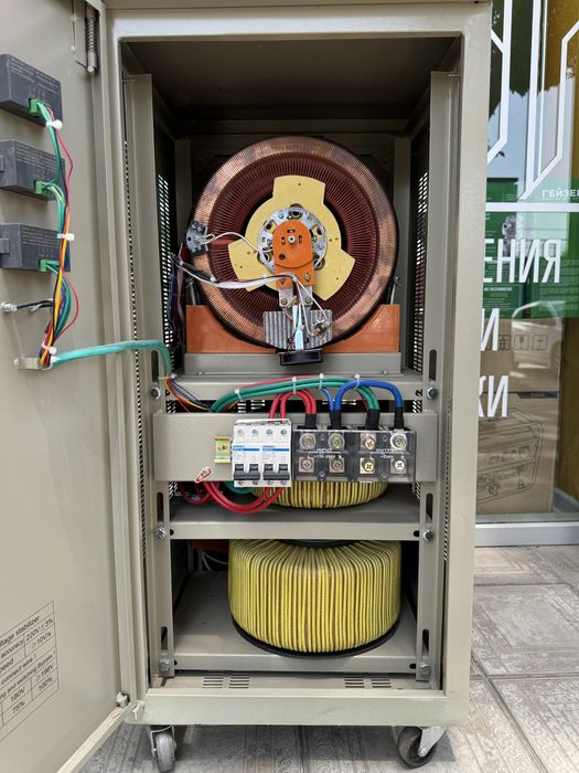 Продается абсолютно новый стабилизатор АНДЕЛИ/ANDELI/ тип SVC-40kva