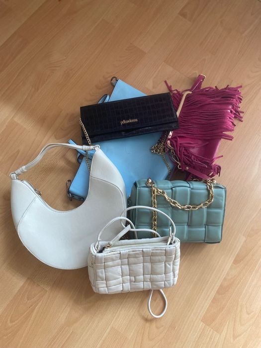 Дамски чанти по 20 лева