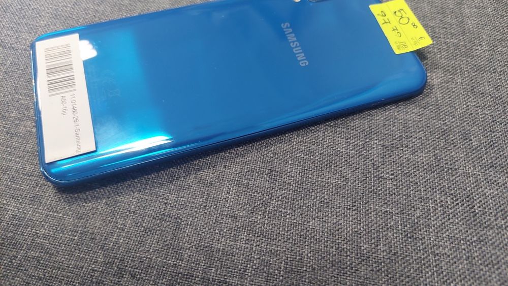 Samsung A50 Син Цвят