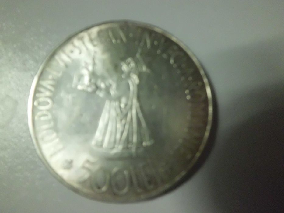 Vand moneda din argint