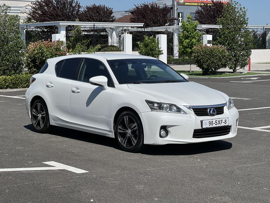 LEXUS CT 2012 — imagine 3