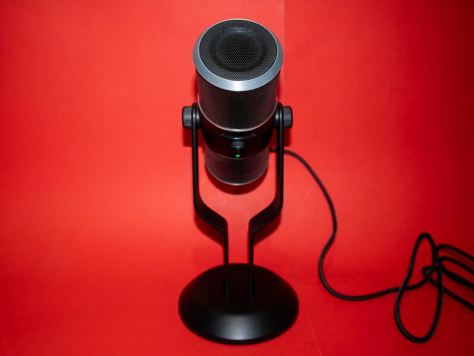 Razer Seiren Pro RZ05-0132 Silver Edition Студиен Микрофон XLR USB Гейминг Стрийминг