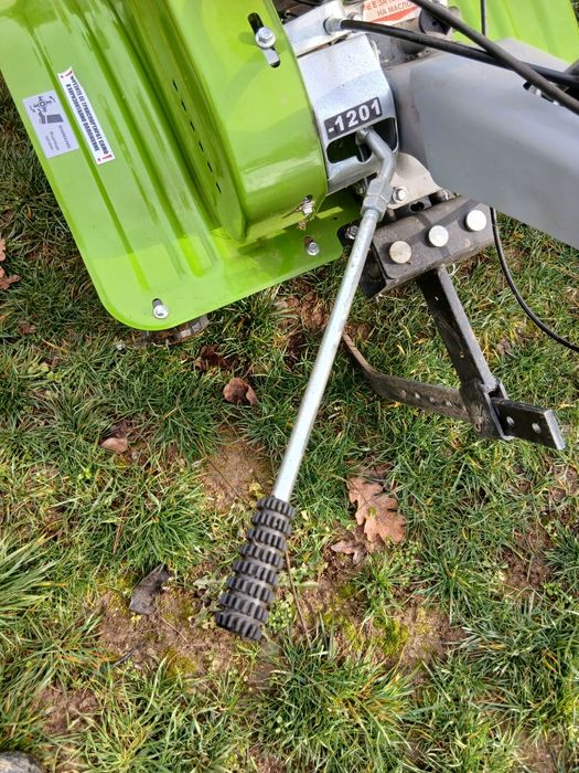 Продавам мотфреза