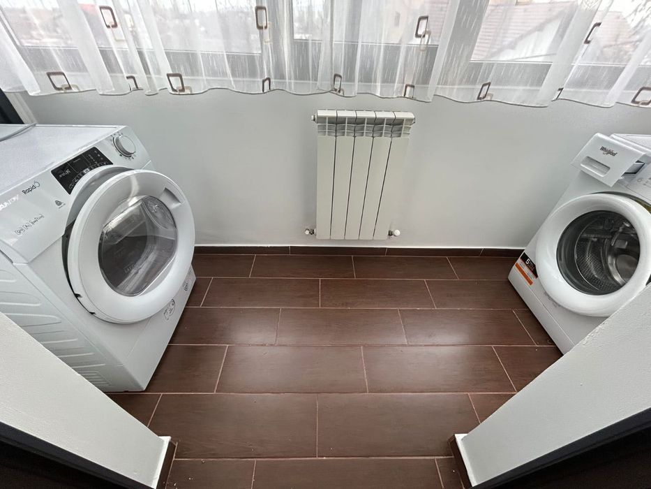 Persoană fizică,  închiriez ap.cu 3 camere  decomandat