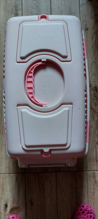 Транспортна клетка за малко животно