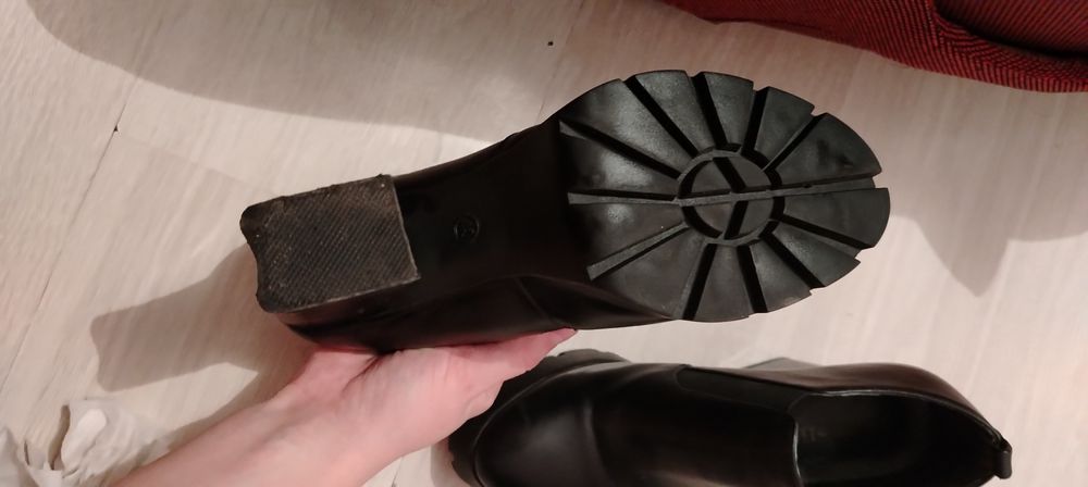 Продам туфли, красивые удобные