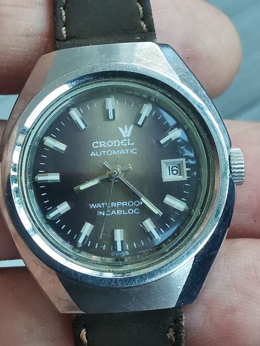 Ceas Cronel Automatic 25 rubine- Dama

Cronel Automatic 28,5 x 31 mm