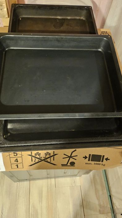 Метални тави за печене